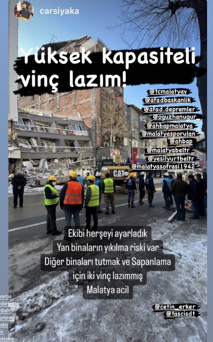 saadet195's tweet photo. @KaanSekbann 5 gündem beri vinç bekliyoruz vinç geliyor Afad yok !! Vinç gidiyor Afad geliyor !!! Malatya / Yeşilyurt İnönü caddesi Günçalan apartmanı .Teyzemiz 5. Katta yazmadığım insan kalmadı 🥺 5 günde 1 vinç bulamadık https://t.co/CYl5DkgHEh