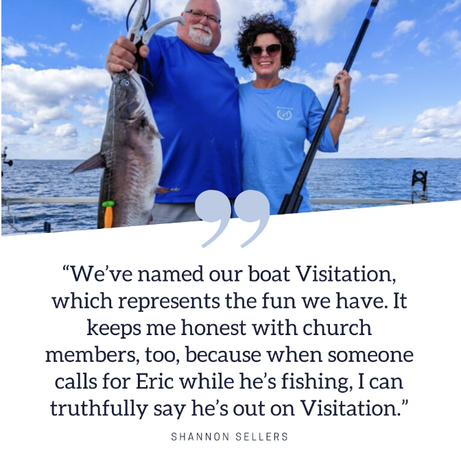 CatfishNOW1's tweet image. Now that’s one way to do it!! Captain Eric and his First Mate and wife Shannon Sellers guide in South Carolina and  know how to combine catfishing and fun. They’re sharing some of their best winter catfishing tips in this month’s e-zine. 

catfishnow.com/MAG/2023/01/05…

#BoatNames