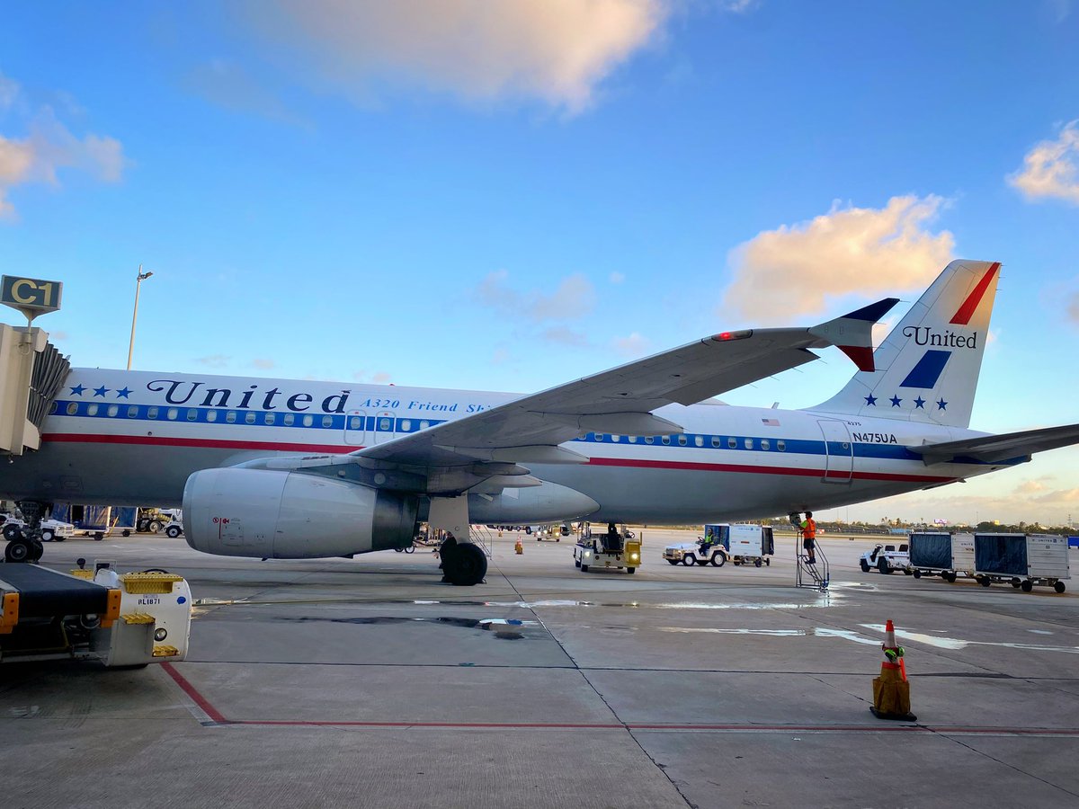 STARting the day with a little throwback at FLL 🫶🏼