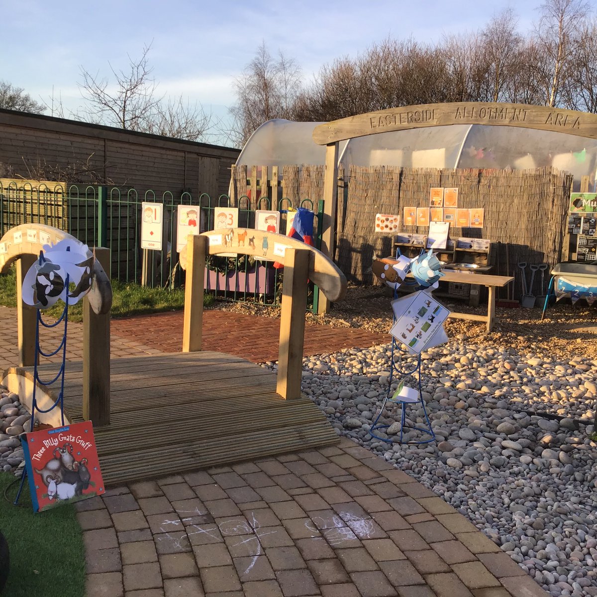 easterside_a's tweet photo. Provison in Early Years looking great today! Our children are engaging in learning around some of our familiar traditional stories #EastersideEarlyYears #EastersideReading https://t.co/8zDDVVKFNc