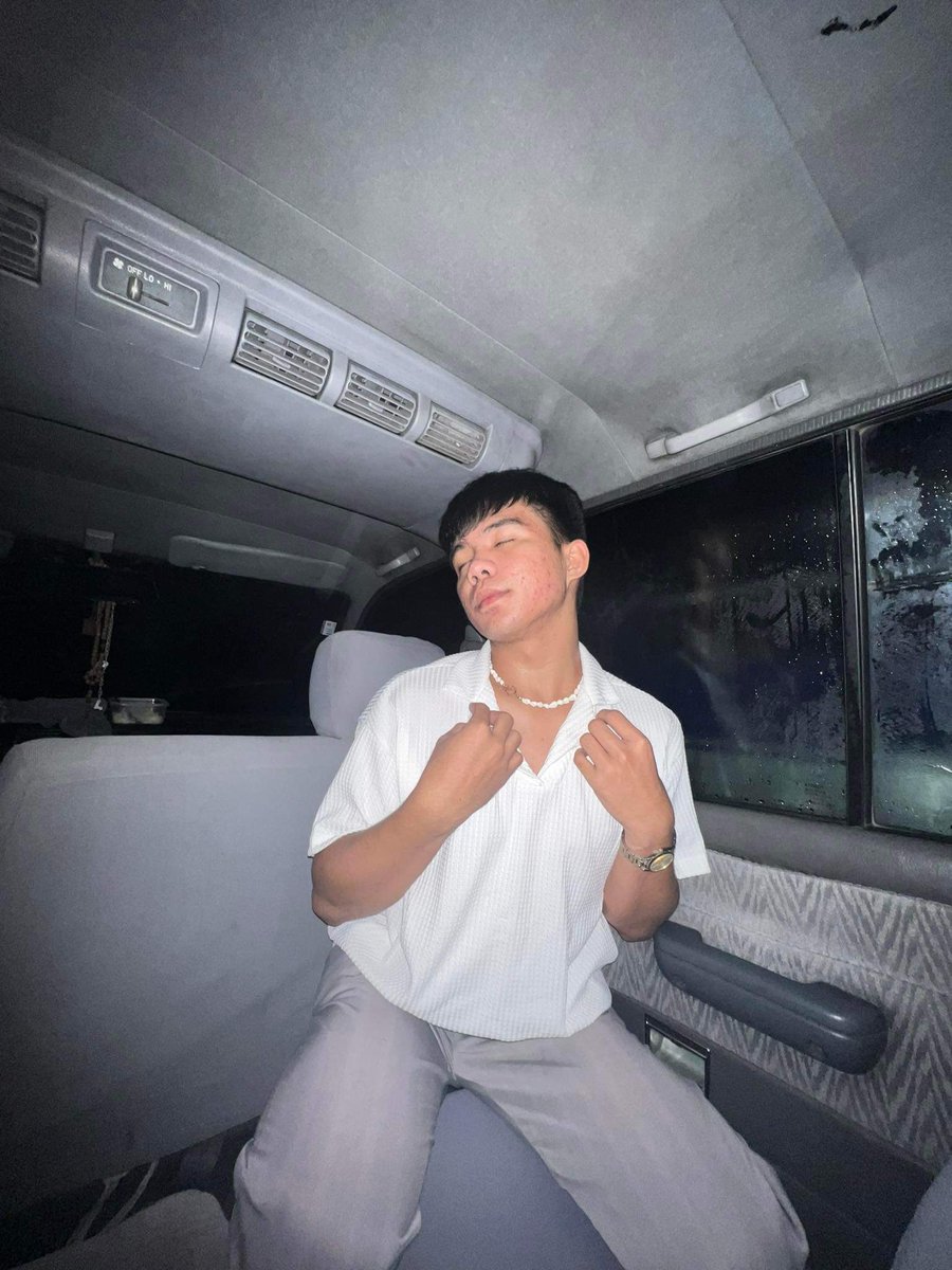 theody_2000's tweet photo. g na g https://t.co/dZTEcPHRNg