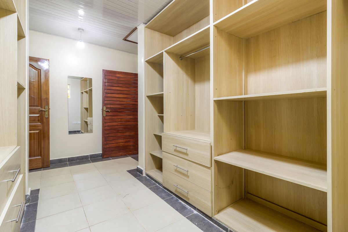 dreamspaceske's tweet image. Real Estate Photography.
.
.
#realtorskenya #professionalrealestatephotographer #professionalism #bestphotographerskenya #airbnbphotographerkenya #architecturalphotographer