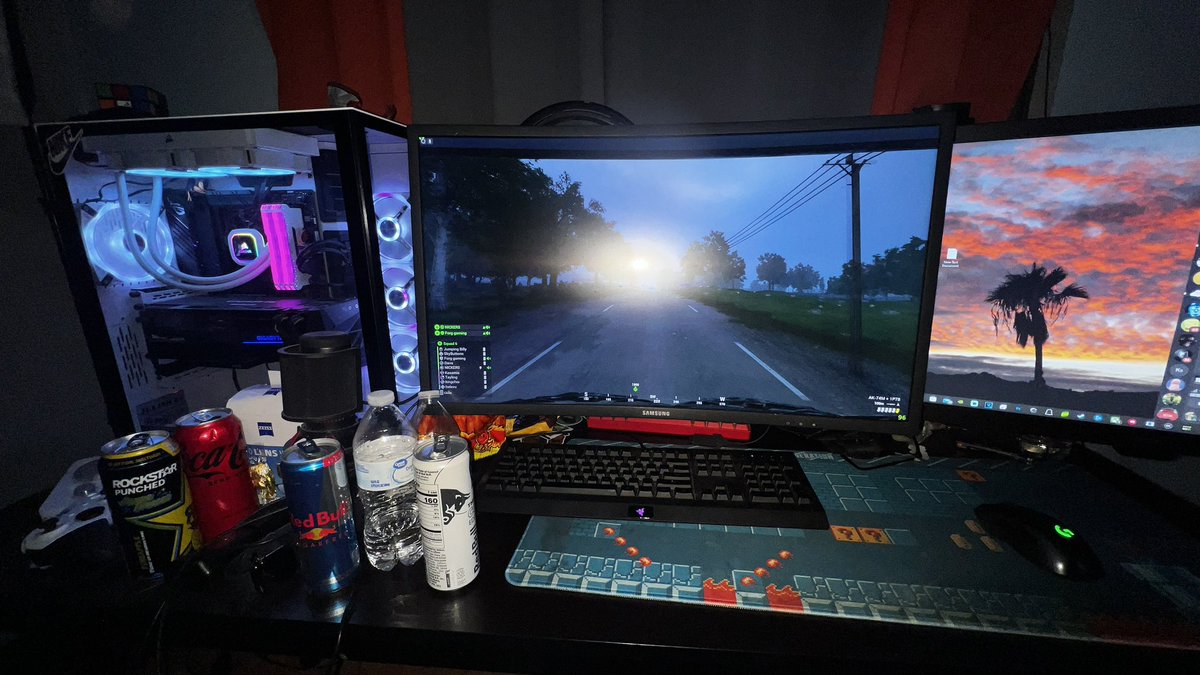 lilhotcheetos's tweet photo. i do be gaming tho #drinkcollection https://t.co/jcyc4Bx6TD
