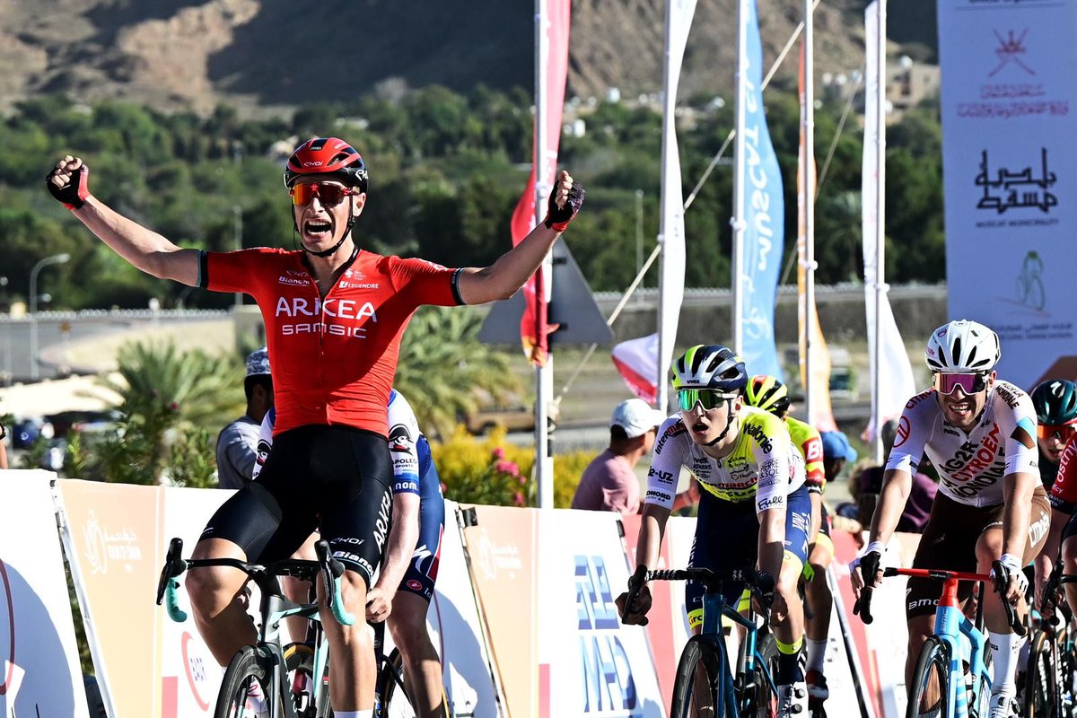 Première victoire de la saison 👏👏👏
Bravo à toute l'équipe @Arkea_Samsic  et à <a href="/jenthe_biermans/">jenthe_biermans</a> 
<a href="/WeAreArkea/">WAA|Actus</a> <a href="/cmarkea/">Crédit Mutuel Arkéa</a>