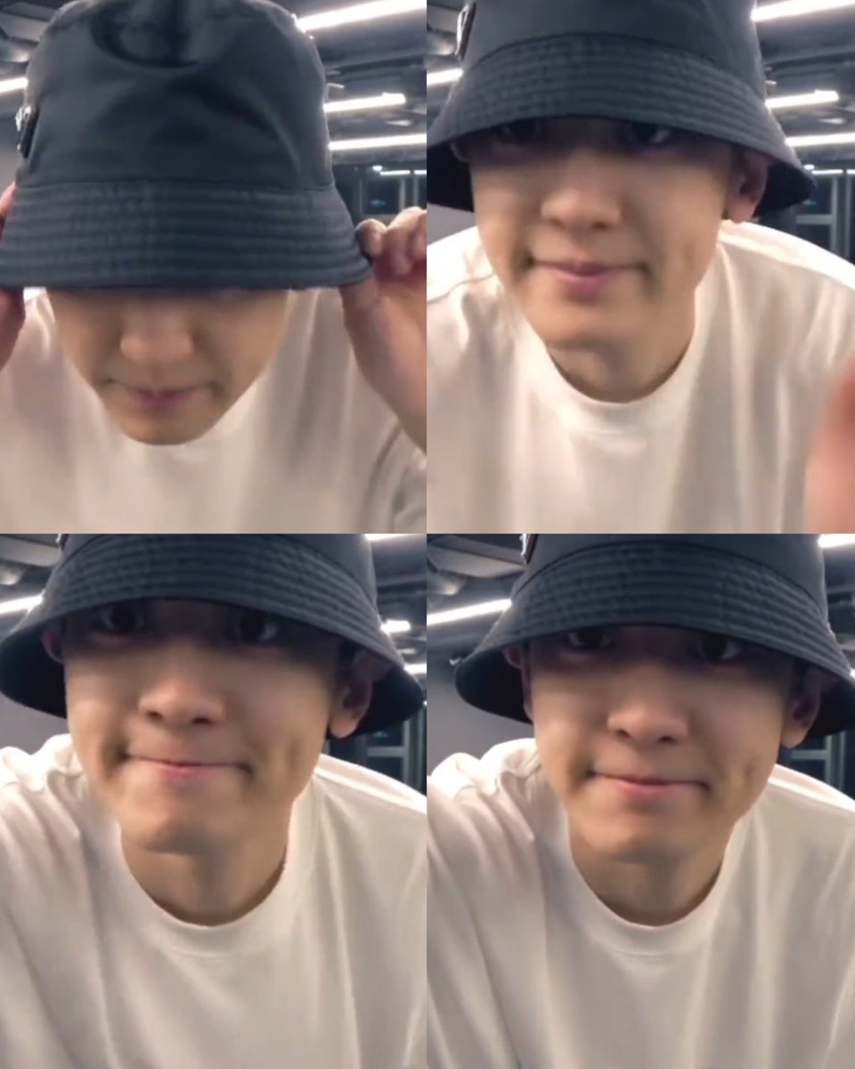 cyhourly's tweet image. #CHANYEOL #찬열