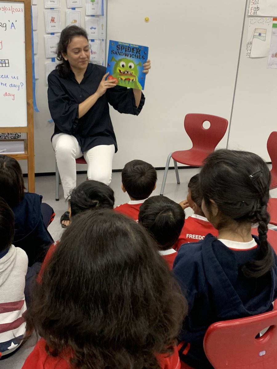 Farheen50764937's tweet image. Busy days as we celebrated #literacyWeek at @oismumbai 
So much fun learning to read..Here are some pictures of our busy, fun week!
 @OIS_High