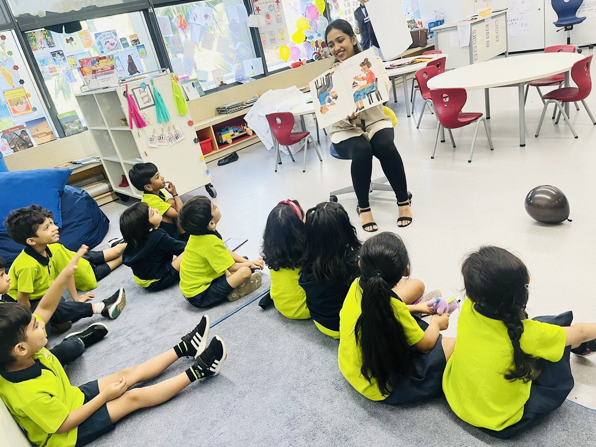 Farheen50764937's tweet image. Busy days as we celebrated #literacyWeek at @oismumbai 
So much fun learning to read..Here are some pictures of our busy, fun week!
 @OIS_High