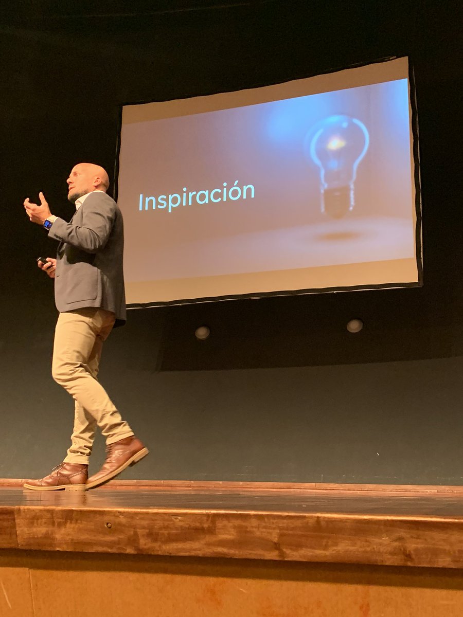 WavemakerUy's tweet image. Un groso que nos sigue inspirando. Gracias @emangare #WPPUruguay_IA