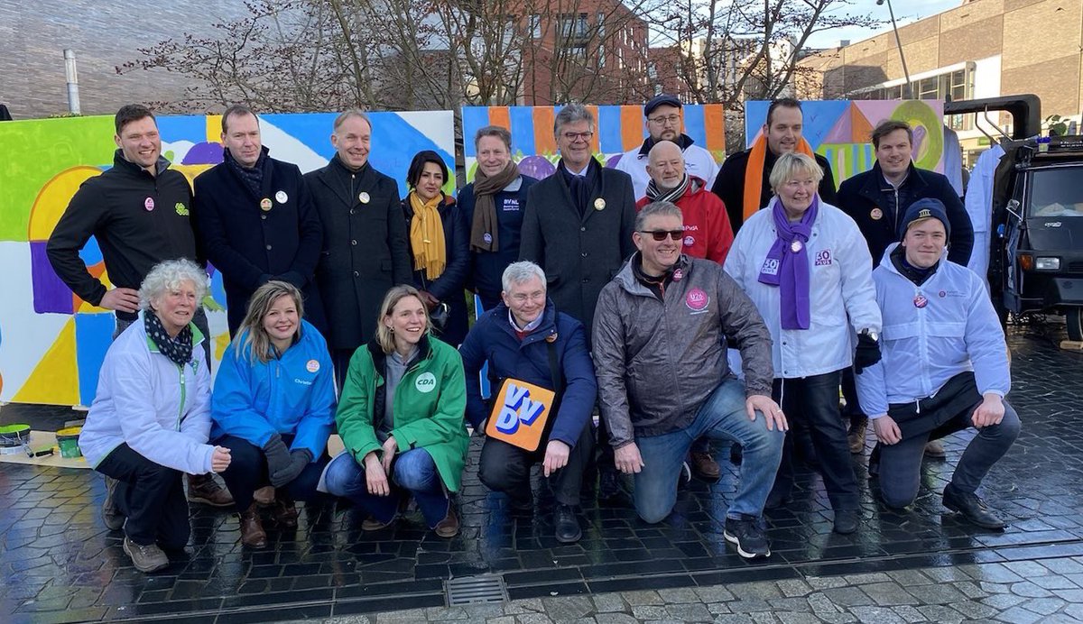 andrevanschie's tweet photo. Vanochtend met de collega lijsttrekkers #ps23 in Amersfoort de opkomstcampagne #kiesjouwutrecht gestart. Want zonder kiezers geen democratie! 15 maart kunnen we naar de stembus en dat is een groot voorrecht! #doenwatnodigis https://t.co/tRGBCpkUm1