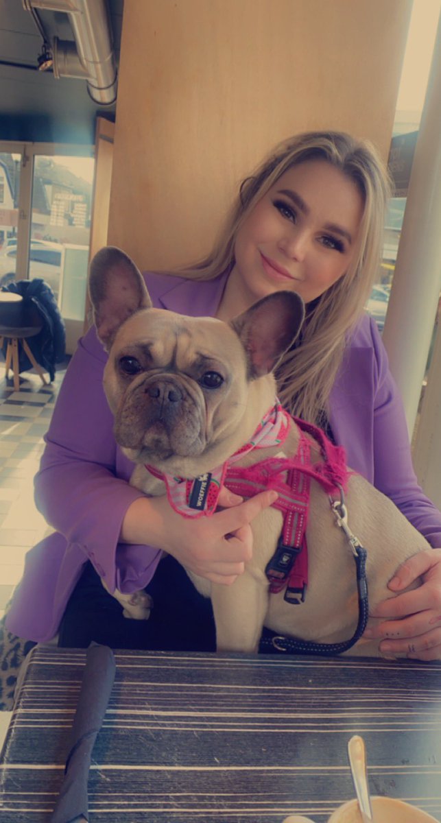 28 lichtjaren oud geworden vandaag 😳🎂