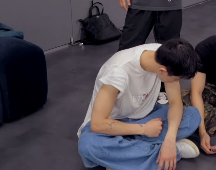 FORUCHANYEOL's tweet image. PARK CHANYEOL!!!!