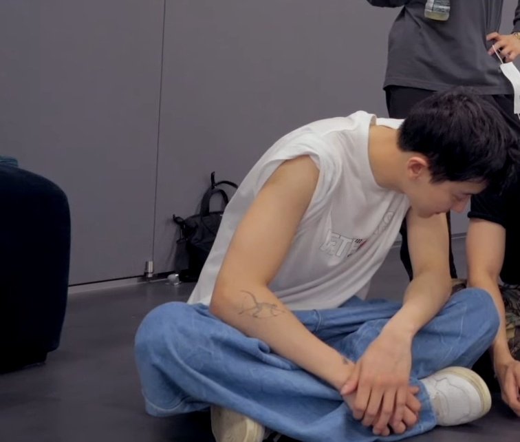 FORUCHANYEOL's tweet image. PARK CHANYEOL!!!!