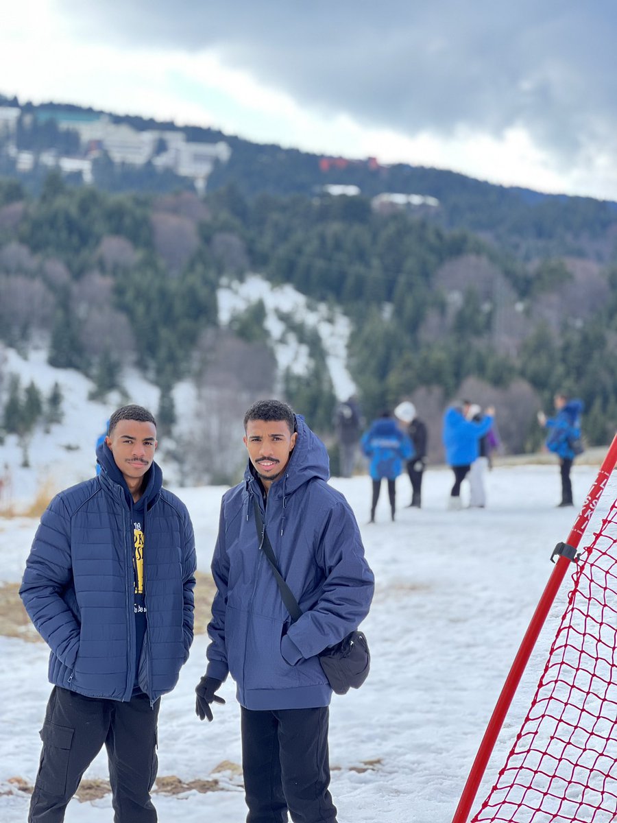 Figo284's tweet photo. Bursa ❄️🇹🇷 https://t.co/PYvkSkJU8A