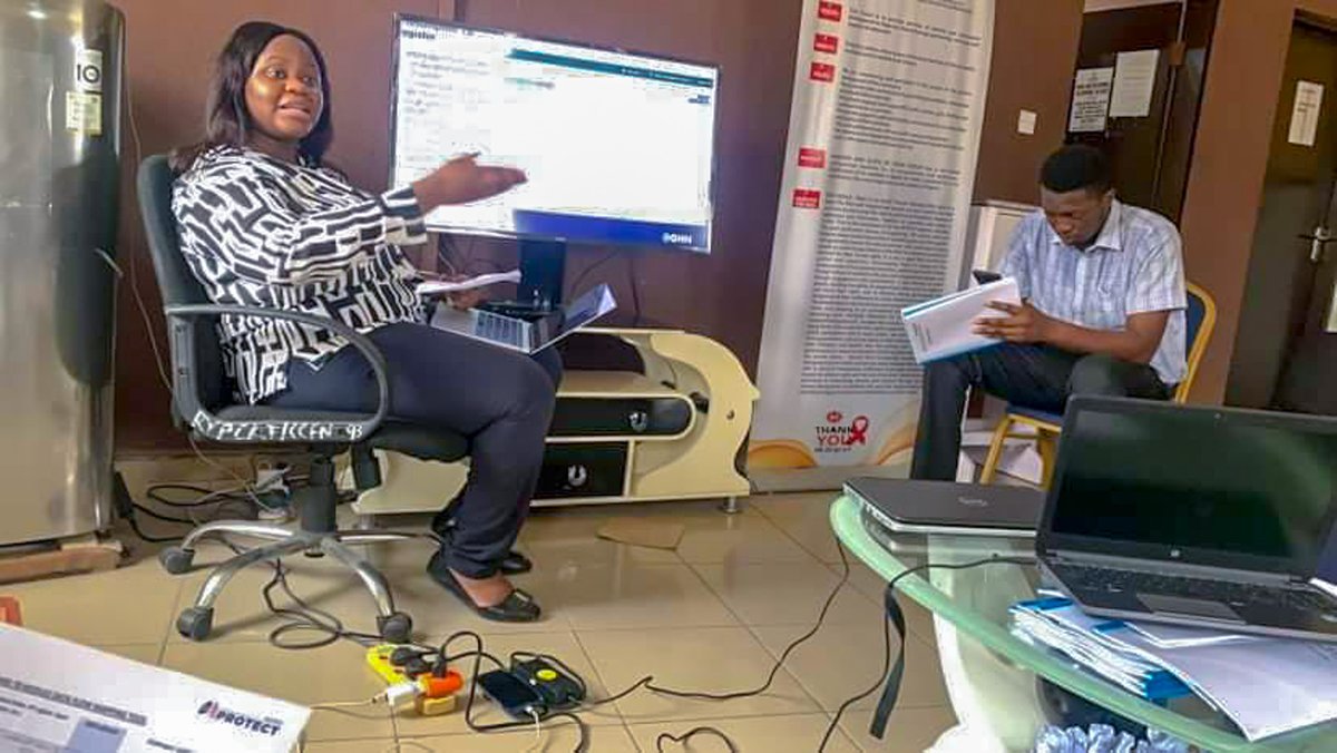 GGHNigeria's tweet photo. During a 2-day training, the FIC, supported by the State Level Supervisor, Dr. Matthew Adu, built the capacity of Data entry clerks on using the Nigerian Medical Records System (NMRS) for Data entry at Warri Central Hospital.
#PROTECTPLHIV
#NIGERIAPROTECT https://t.co/rWyMyDlync