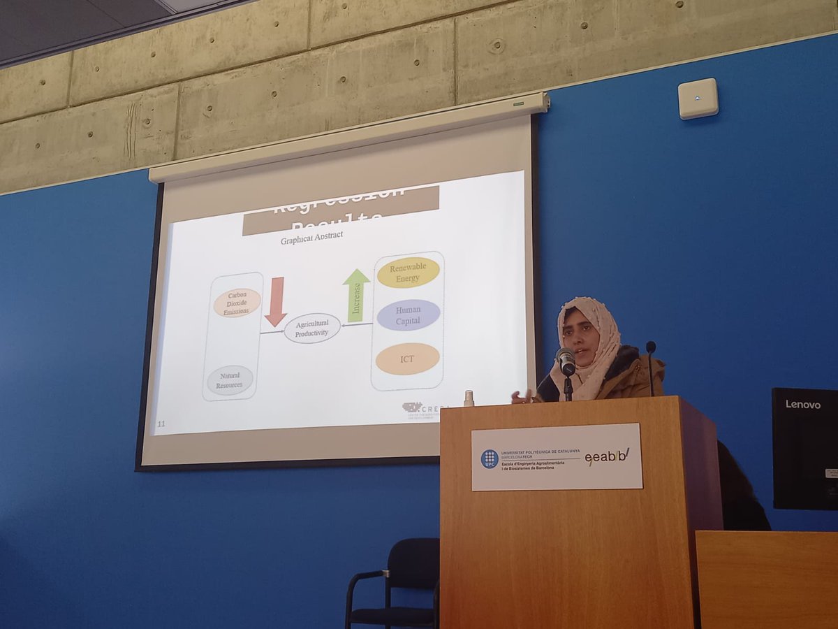 CREDA_UPC_IRTA's tweet photo. Avui hem fet un #CREDASeminar molt especial: Demà és el Dia de la Dona i la Nena a la #Ciència
💡@CarmeFenoll ha compartit el Pla d’@igualtatUPC 
➡️Hem parlat del nostre Pla d’#IgualtatdeGènere  #GenderEquality
👩‍💻Les nostres #investigadores han mostrat les seves línies de recerca https://t.co/B65jaZIn54