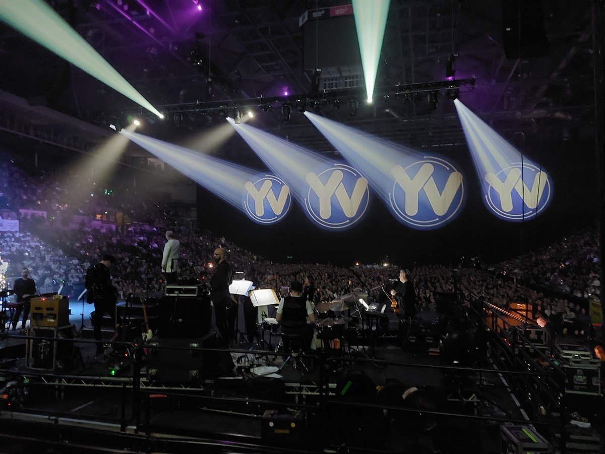 Thank you <a href="/YVconcerts/">Young Voices</a> for another day making memories for <a href="/LadyLanePark/">Lady Lane Park School & Nursery</a> pupils yesterday <a href="/SheffieldArena/">Utilita Arena Sheffield 💙</a>. Wow! @AnnaPhoebe Wow! <a href="/MPeopleHeatherS/">Heather Small | The Voice Of M People</a> And wow again <a href="/TheRealTBC/">TheBeatboxCollective</a>  So proud of our singers.