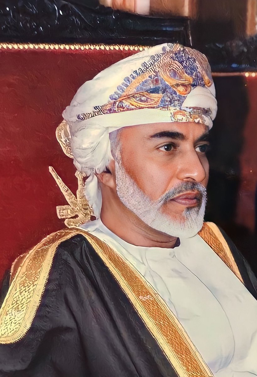 mo3at_'s tweet photo. اللّهُم في #يوم_Iلجمعه اشمل #أعز_الرجال_وأنقاهم بلطفك وعفوك ومغفرتك واغمره بواسع رحمتك وهب لهُ من نعيمك دار خُلد وقرار

 #قابوس_بن_سعيد https://t.co/cGHhEOD8Sd