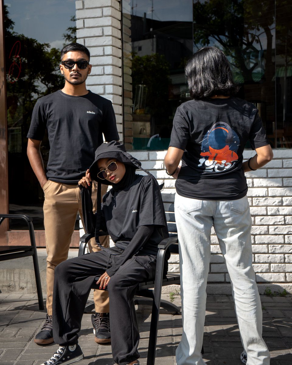 eclectee's tweet photo. Sarcasm is the spice of life, and our t-shirts are here to add a dash of humor to your wardrobe! 

Send us a DM and get your eclec-tee!

#Eclectee #WearYourWit https://t.co/aW1sQKUkow