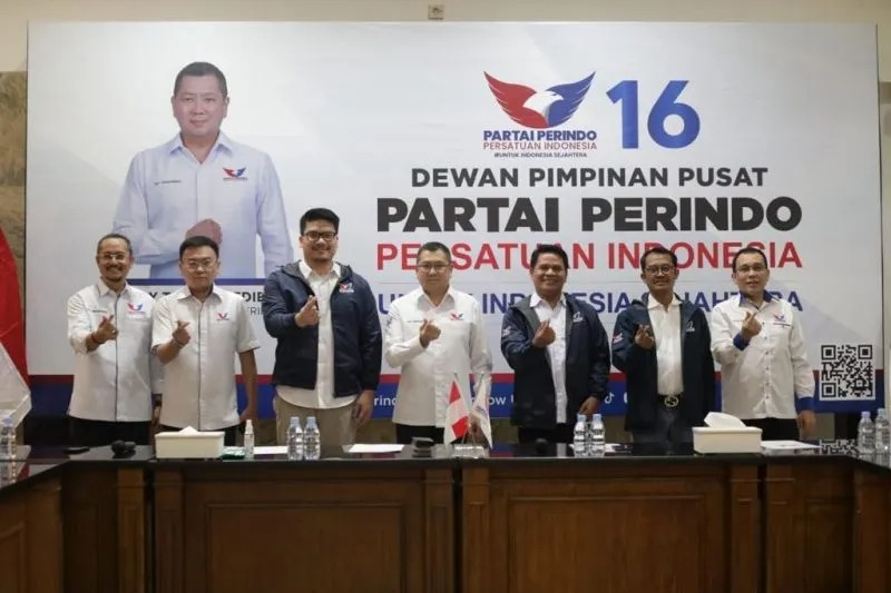 FaqihArba's tweet photo. #PerindoDiHatiRakyat sangat berkotribusi membatu rakyat kecil. Bangga sama pak 
Hary Tanoesoedibjo https://t.co/3A1UWHkjzv