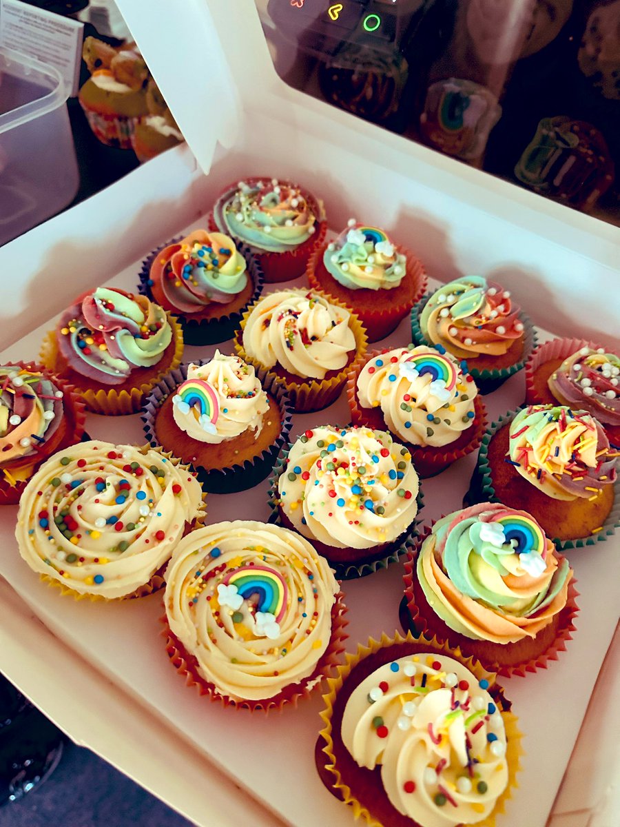 Natalie_EracU3's tweet photo. It’s my favourite Friday of LGBTQ+ History month in U3… Bake off is here 🍰🧁 My wonderful team at Leamington, have outdone themselves and pulled out some secret baking skills this morning!
Feeling blessed…Enjoy all ❤️💜💙💚 #Enterpride #U3Enterpride #DiversityandInclusion https://t.co/sb3Sy6OtIo