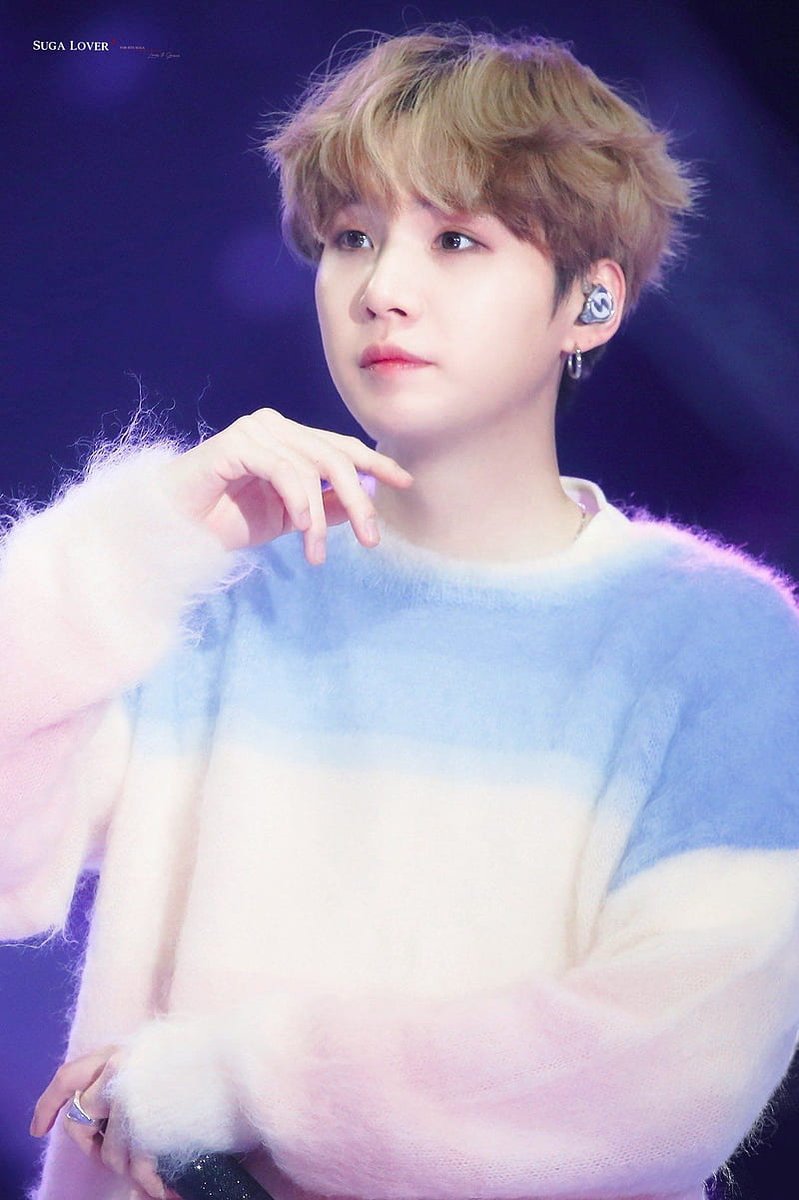 Matilde_1371's tweet photo. Nosso querido Suga 
Our dear Suga 
We purple you Yoongi 💜 https://t.co/d7IuhQTz3F