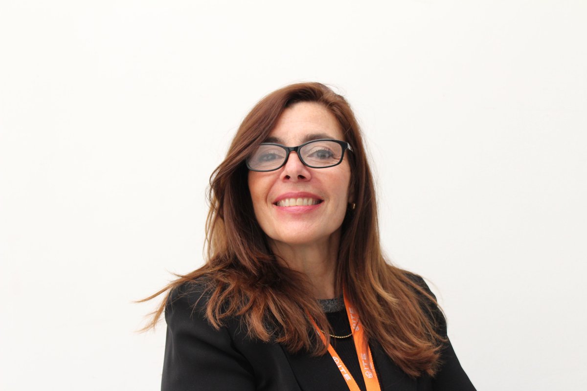 Milagros Peña, explica su trayectoria: "el 1º año de la Ing. tuve una visita de la coordinación de la carrera de Ingeniería Eléctrica y vi que era mi vocación. Trabajar en <a href="/itenergia/">ITE</a> supone un reto y estar cerca del conocimiento #DiadelaMujerenlaCiencia
tinyurl.com/2sd52x6a