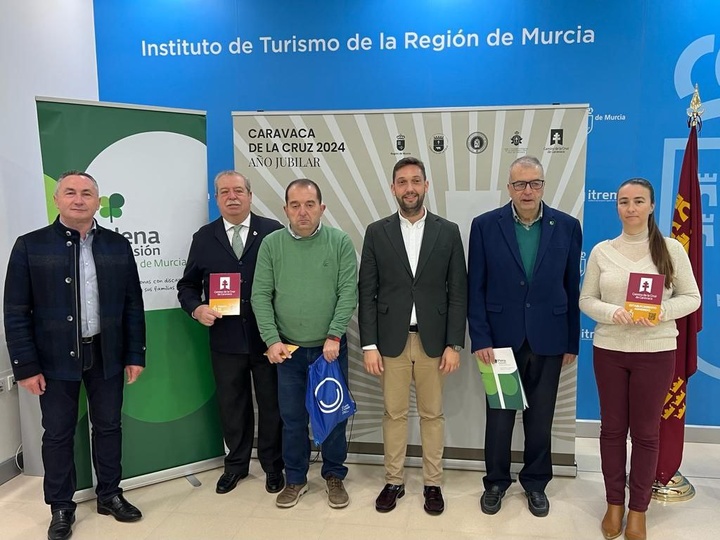 La Comunidad impulsa una peregrinación a Caravaca de la Cruz en la que participarán cien personas con discapacidad intelectual.

Noticia: carm.es/web/pagina?IDC…