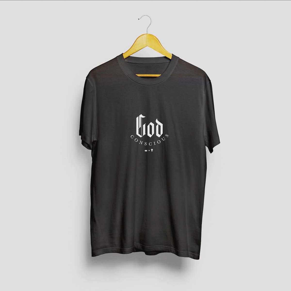 merch_leviticus's tweet photo. WHO DOES God SAY YOU ARE?

Merch Leviticus is all about who God has called you this season. 
For just 6000 Naira, you get to own a customized Identity Tee🤍

-
Tell a friend to tell a friend.
I AM WHO God SAYS I AM

-
For Kings and priests. https://t.co/eWIRjc3R5N
