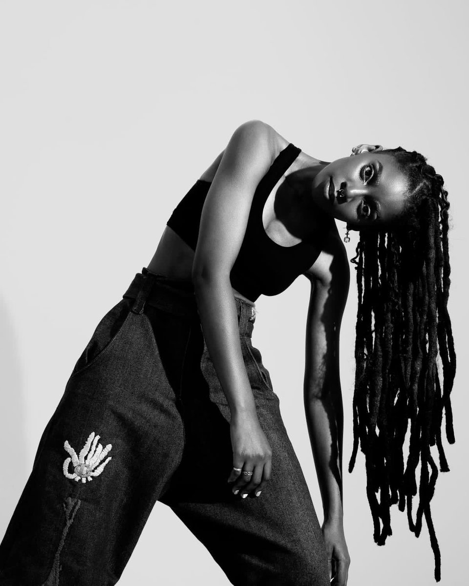 RedamancyStudio's tweet image. Tebogo Palesa Mauku professionally known as TPSouL is a polyglot singer-songwriter from Mpumalanga(South Africa). She started singing at an early age (5). #WeAreMusic #LahWay