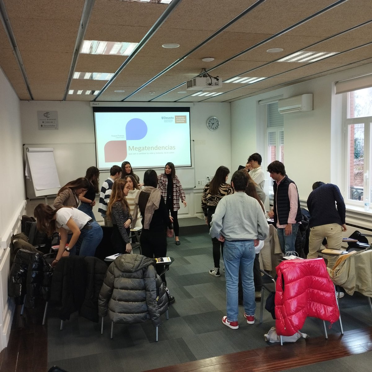 deustoDBS's tweet photo. 🚀 Seguimos con el Programa de Innovación y Emprendimiento de Innovandis en Madrid.

Hoy comenzamos el día con Raquel Puente de Fundación Innovación Bankinter 👍 @FundacionBKT 

#18G #iNNoVaNDeRs @iNNoVaNDiS @deusto https://t.co/7IbWMbxKqq