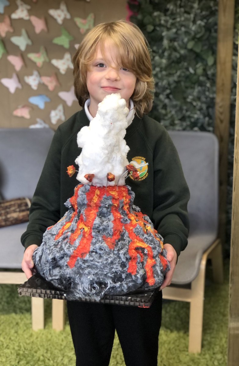 Ver_WPA's tweet photo. Even more FANTASTIC over and above home learning this week! Mrs Goddard has been blown away each week by the high standard of work being brought in! #happychildrenlearn #overandabove #WatersidePathways https://t.co/prcoRZpW4S