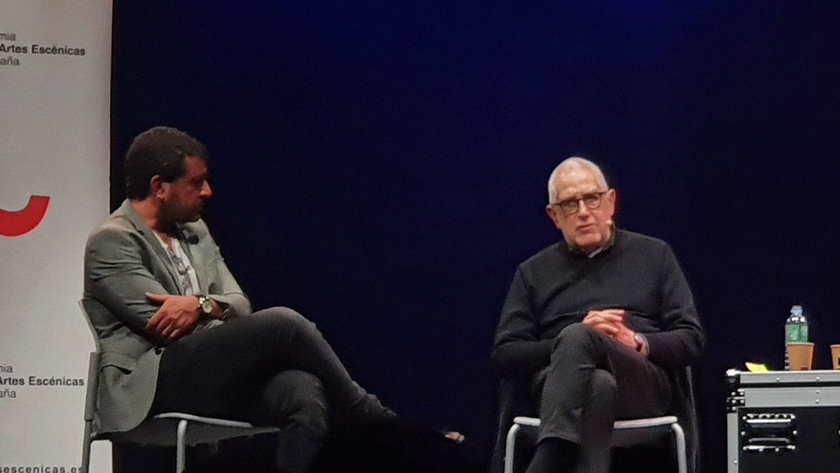 Davidvicentev's tweet photo. Un privilegio moderar ayer este encuentro con Ignacio Amestoy y Ainhoa Amestoy dentro del ciclo 𝗠𝗲𝗺𝗼𝗿𝗶𝗮 𝗩𝗶𝘃𝗮. 𝗦𝗮𝗴𝗮𝘀 𝘀𝗼𝗯𝗿𝗲 𝗲𝗹 𝗲𝘀𝗰𝗲𝗻𝗮𝗿𝗶𝗼 organizado por @academia_aaee  y @culturalcala1 
Dos referentes de la escena dramática de nuestro país. https://t.co/9AU8tVPIW7
