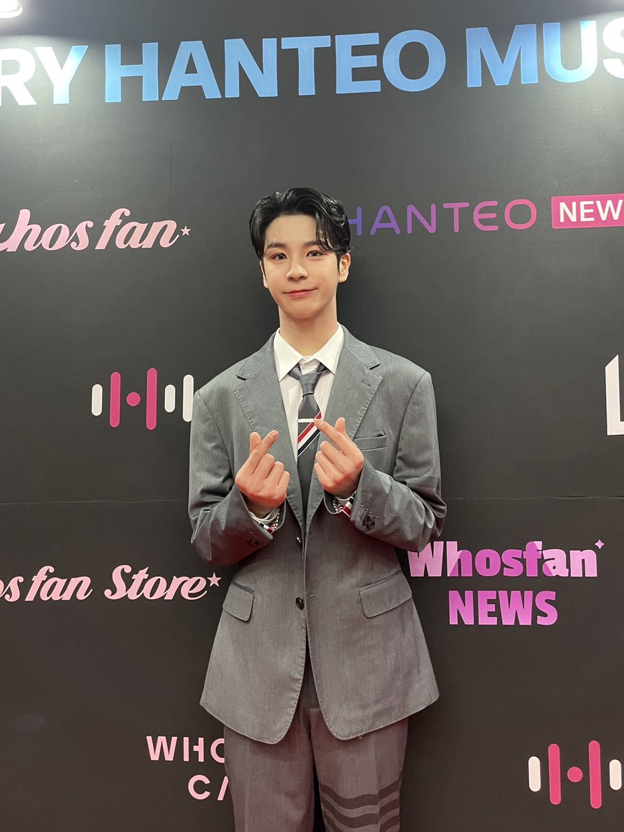 잠시후 7시부터 정동원님이 출연하시는 
'한터뮤직어워즈 2022'가 시작됩니다!

집에서 응원해주시는 팬분들께서는 
SBS M 채널 또는 아이돌 플러스 어플에서 확인하실 수 있습니다~!

그럼 잠시후에 만나요💚

#정동원 #JEONGDONGWON
#사내 #MAN #뱃놀이 #Baennori
#한터뮤직어워즈2022