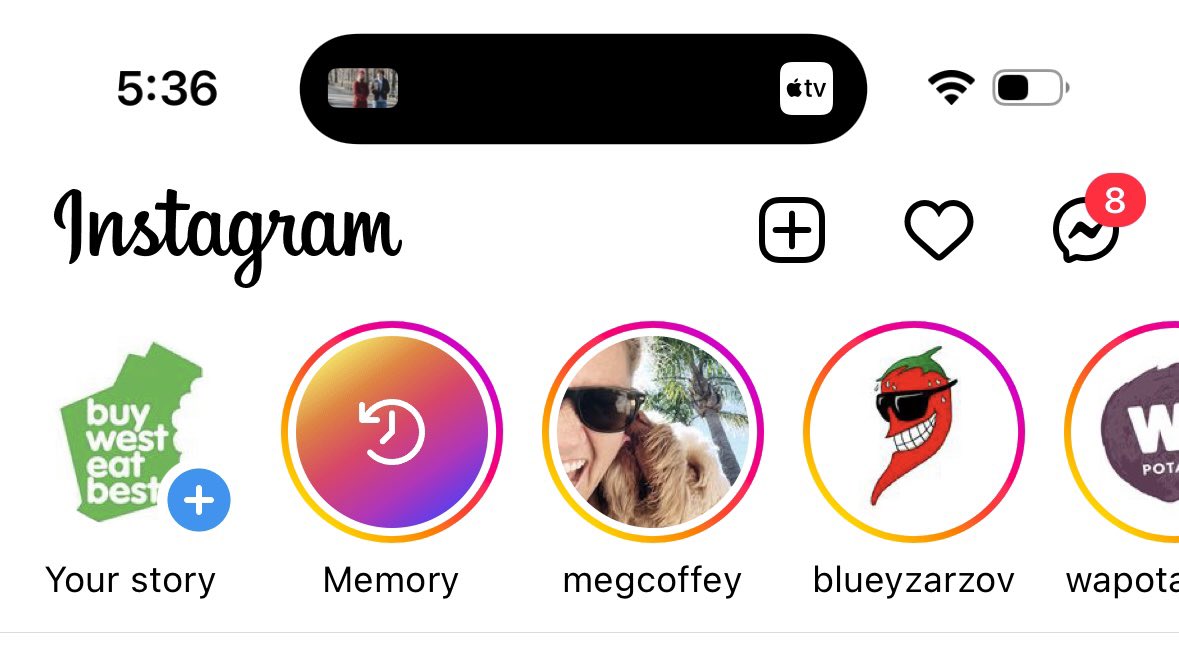TexanMeg's tweet photo. #NewToMe // Instagram now has a Memory button along the story row highlighting your past stories. 

Have you seen this yet? https://t.co/FXBpvFYKZi