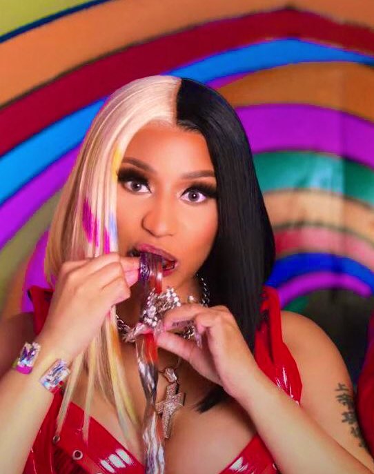 Nickname_Is_Nicki🎀 on Twitter "It’s a NICKI MINAJ thing 🍬🍭"