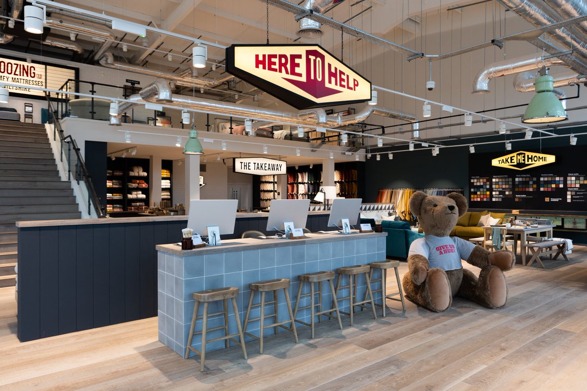 Clements08's tweet photo. @loafhome Edinburgh. Interior fitout of 8.5k sq m of retail space, with a 2k sq m constructed mezzanine floor.
 #clementsshopfit #clementsfitout #fitout #retailfitout #retailfitouts #storefit #edinburgh  #joinery #tiling #shopfitters #shopfitting #joinery #retaildisplay https://t.co/RrRVDdHZrK