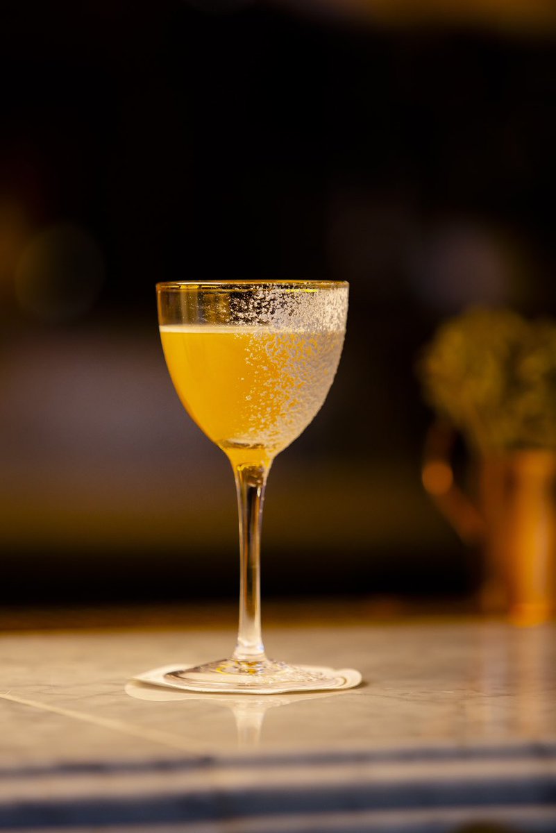 RegisterClub's tweet photo. It’s Friday again! Yay! It’s time for cocktails! 🍸❤️
 
#Cocktails #CocktailsofInstagram #Cocktailsofig #cocktailsinthecity #TheRegisterClub #ChevalTheEdinburghGrand #chevalcollection #EdinburghFoodie #edinburgh #EdinburghScotland #weedram #weetipple #bartender #bartenderlife https://t.co/du1T4fLKvP