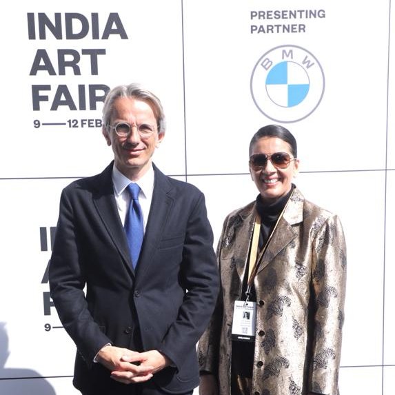 French Embassy in India 🇫🇷🇪🇺 (@franceinindia) on Twitter photo Glad that <a href="/IndiaArtFair/">India Art Fair</a> is back!
I toured the booths and met partners of our artistic cooperation. India’s art scene has so much to offer! Glad that <a href="/IndiaArtFair/">India Art Fair</a> is back!
I toured the booths and met partners of our artistic cooperation. India’s art scene has so much to offer!