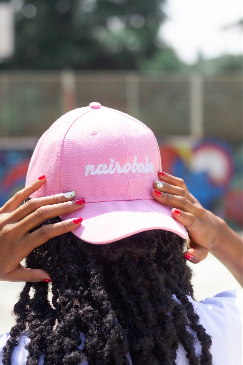 MichaelKitticai's tweet photo. Anyways usichomeke na jua na niko apa. Get yourself or your boo a @nairobabe cap.

For 899Ksh only 😊 https://t.co/8cwxu1wojl