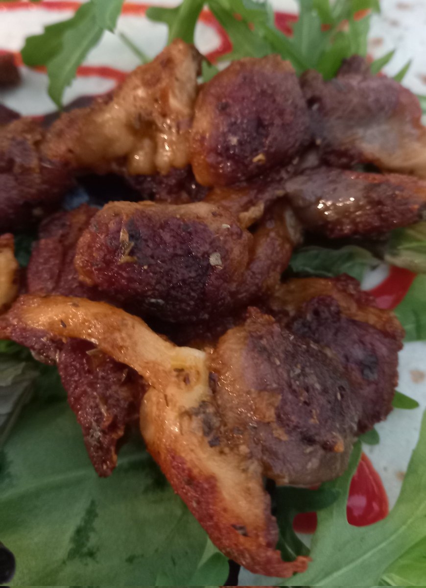 Cook in a frying pan in a little oil &amp; either have them in a wrap or whatever you fancy. I'm not a chef but I enjoy cooking &amp; experimenting. Every time I cook something again, it's normally for improvement but with this, I had exactly the same the next day😂😂 Enjoy 🙏💚🙏 #Vegan