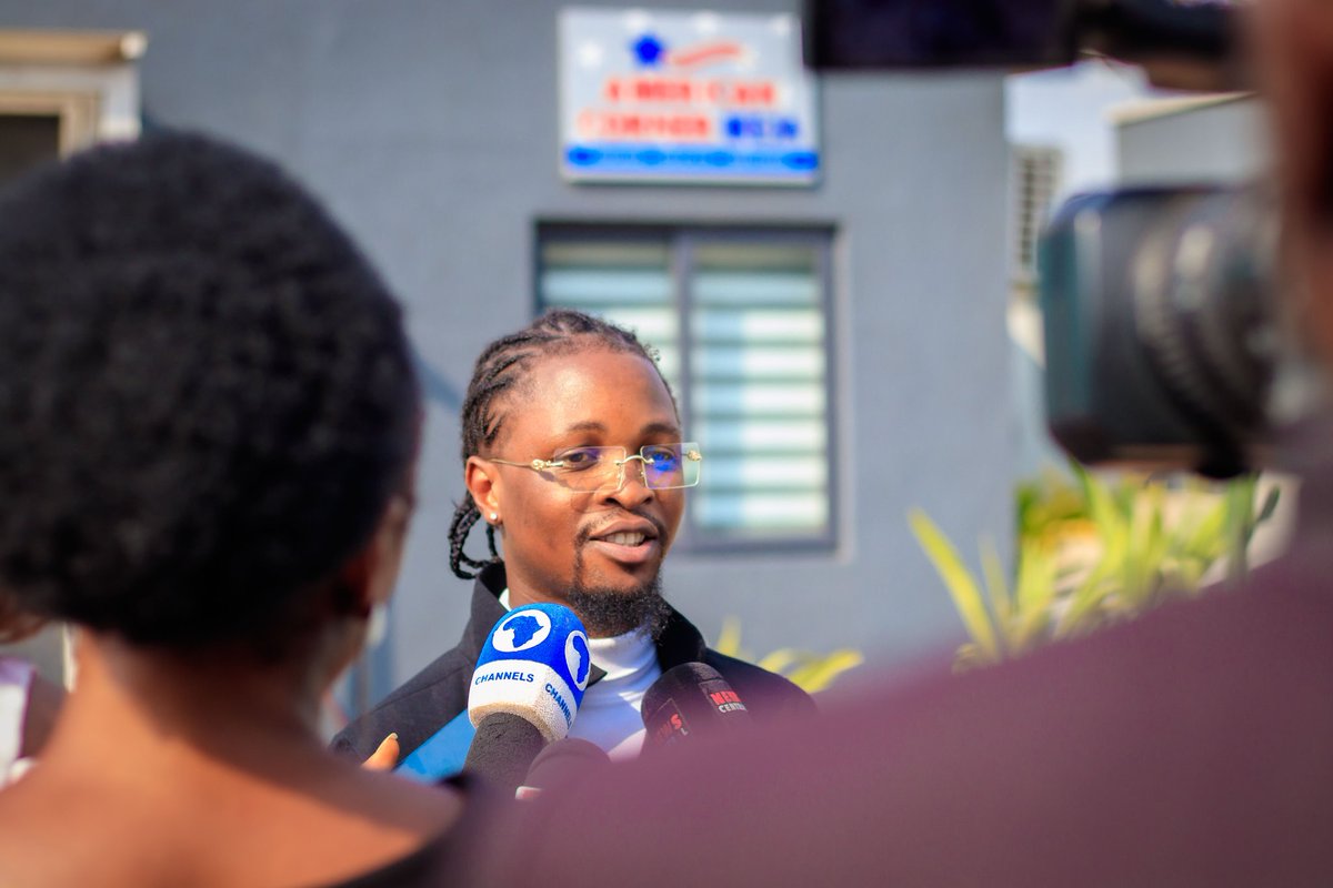 Our E.D @itslaycon was a Panelist at the Youth Involvement in Democratic Process discussion hosted by the USA Consulate General. He opines that voting is our right and encourages all Nigerians to participate in the democratic process.

#layconcaresfoundation #yourvoteisyourright