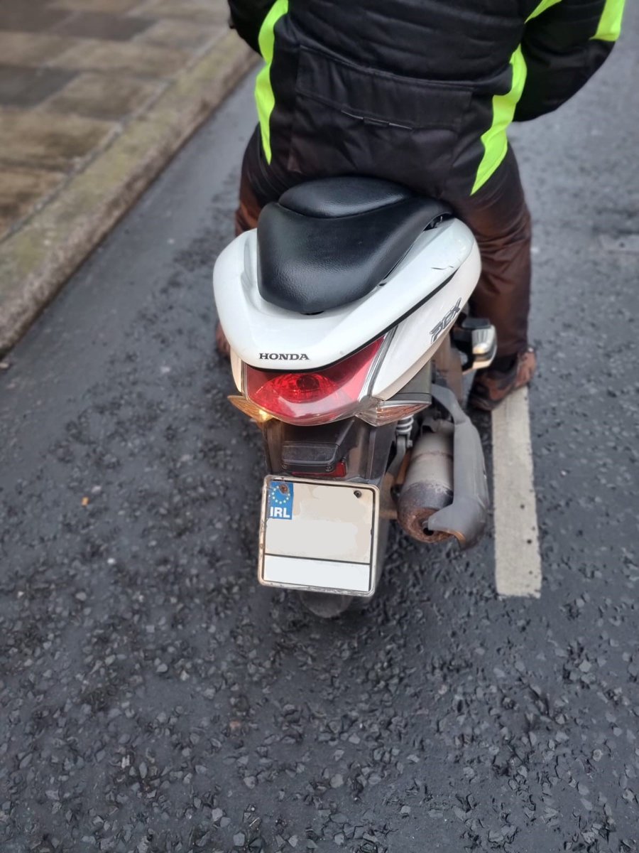 An Garda Síochána tweet media