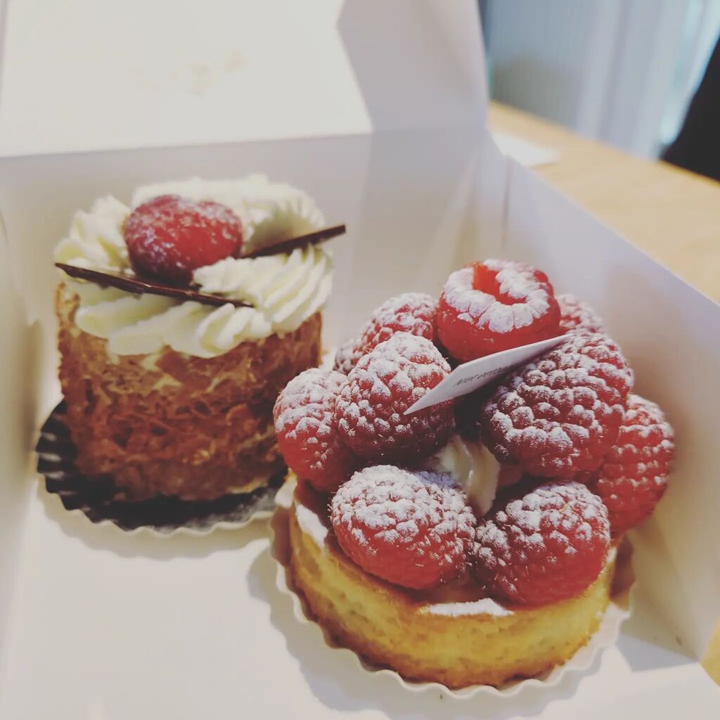 Breakfast of champions! instagr.am/p/CoedJNBNMw-/