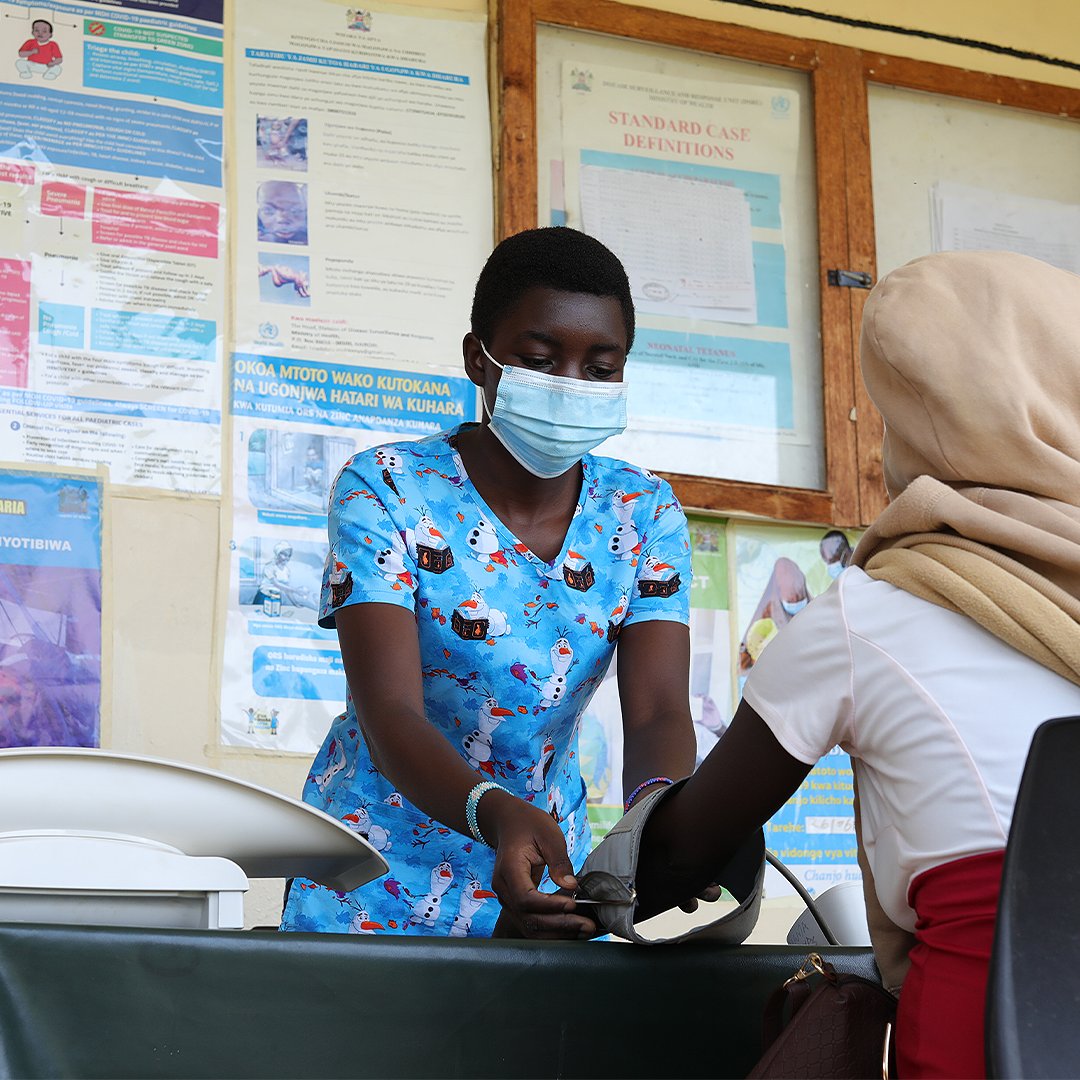 women4changeau's tweet photo. 🏥 "After completing my studies in Australia, I plan to come back as a change agent to provide quality healthcare services at cheaper costs in communities of the rural areas." - Cynthia Naiyoma

#WomenForChange #KenyanStudents #UTS #NursingStudent #Nursing #Scholarship #Education https://t.co/8pt9NgqRJS