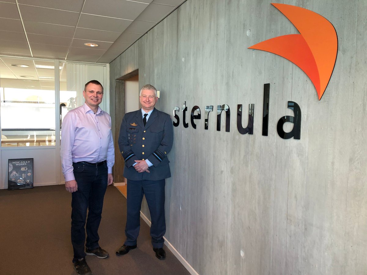 Yesterday's visit at @sternula, by a delegation from the acquisition unit of the Danish Ministry of Defence @Forsvarsmin headed by lieutenant general, Kim Jesper Jørgensen.

@forsvaretdk 
#dkrummet #space #satellitecommunications #safetyatsea #maritimesafety