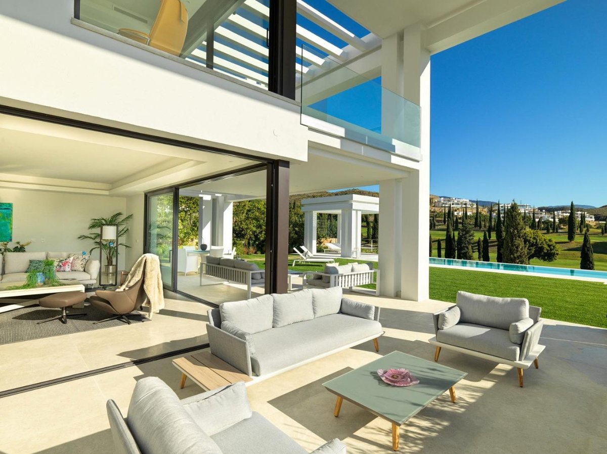 DOM3_'s tweet image. Orgullosos de contar con Fernando Moreno como uno de nuestros socios clave. Con más de 40 años de experiencia en el ámbito de la construcción y decoración, es una empresa familiar con un compromiso con la excelencia y la satisfacción del cliente. #DOM3
dome3.es/portfolio/fern…