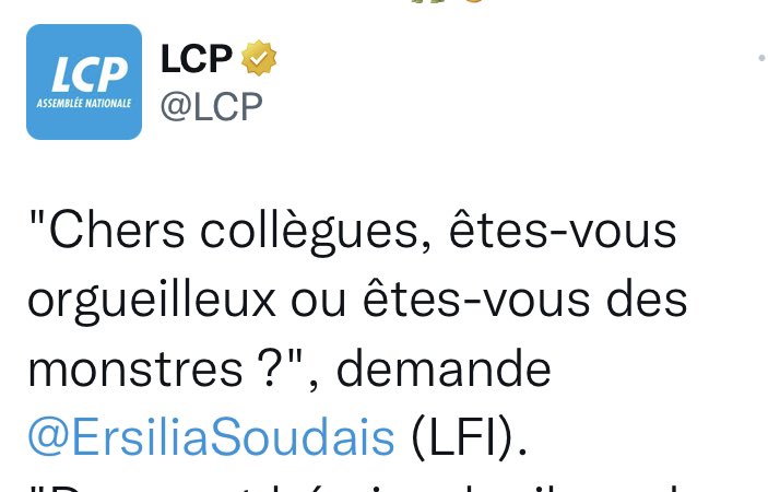 WeillClaude's tweet photo. Génération Mélenchon.
Insulter, déshumaniser, dresser des listes, décapiter symboliquement un ministre…
Accepterons nous sans broncher de laisser ces énergumènes piétiner la démocratie? https://t.co/cmMZh6bzuc