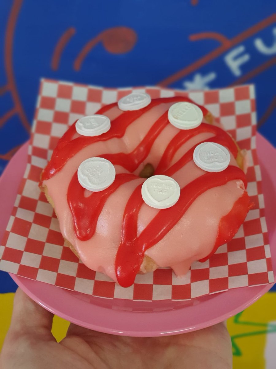 FutureDoughnuts's tweet photo. 💕LOVE HEART💕

Love heart sweet topped sourdough ring

Open till 4pm today 💕 Available to order take away or have in with a coffee! 💕 https://t.co/nZwRjvoSHf