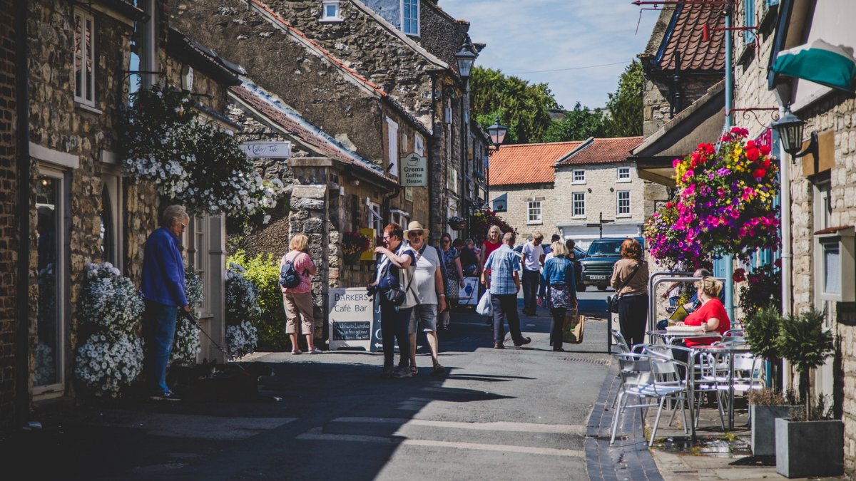 Ryedale District Council’s latest Shop Local campaign is well underway 🛒

It aims to encourage citizens to visit one of the district’s market towns and take advantage of the small businesses, produce and amenities available on our doorstep. Read more 👉 gloo.to/6jkz