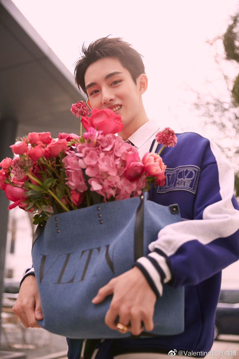 LET'S WINWIN tweet media
